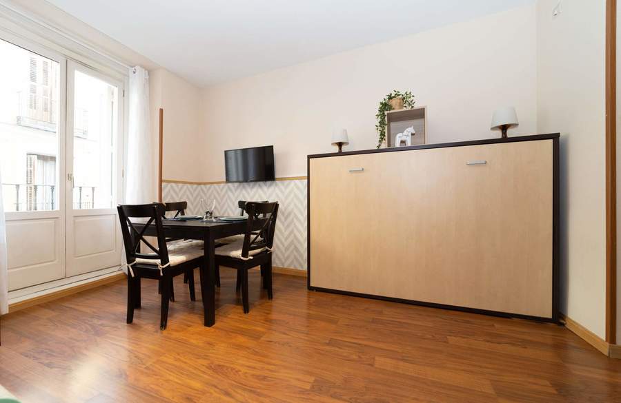 HUERTAS II - Alquiler de apartamento en centro Madrid