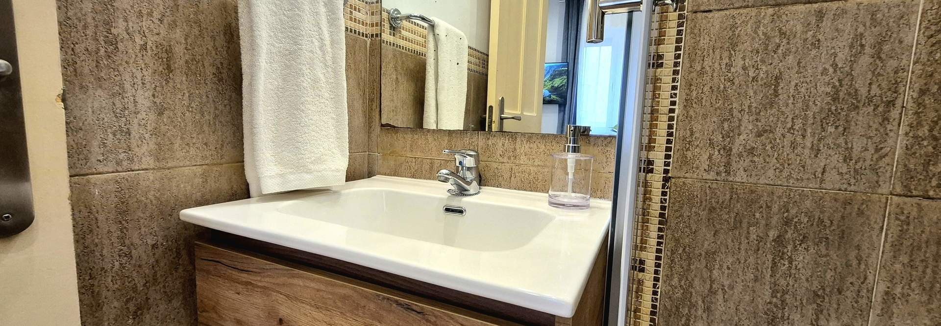 Home 20251111 115118